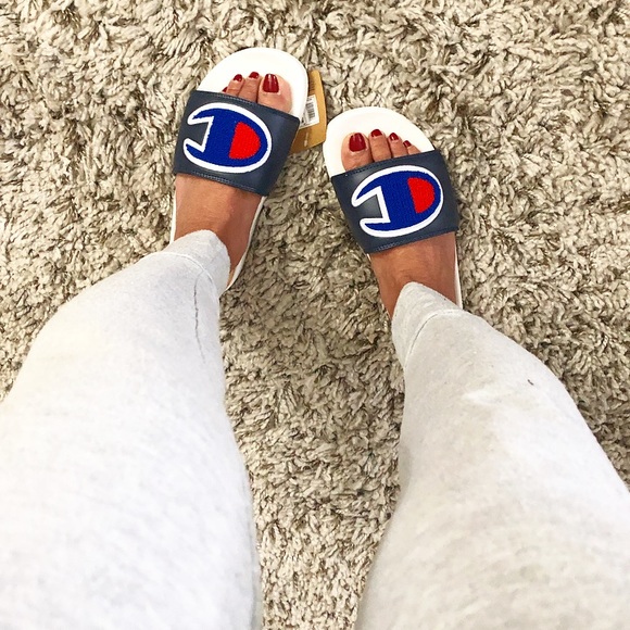 CHAMPION IPO CHENILLE SANDALS - Picture 1 of 7